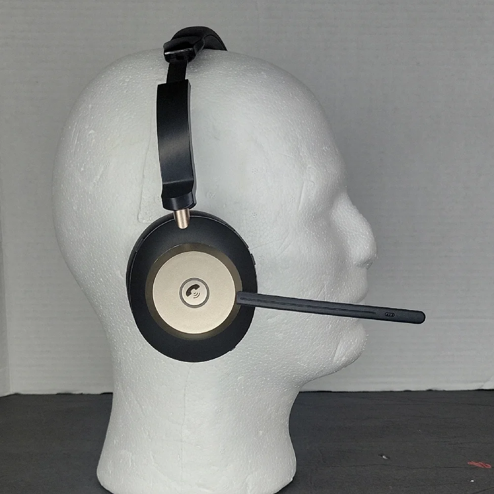 Wireless Headset with USB Dongle and Type-C Charge Cable - Black